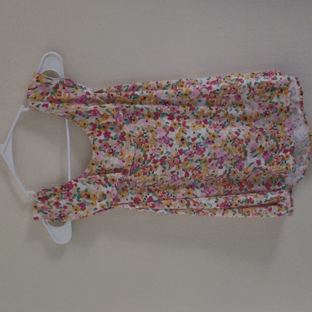Emily Wonder floral ruffle tank top blouse 100 Percent Rayon Size‎ Large